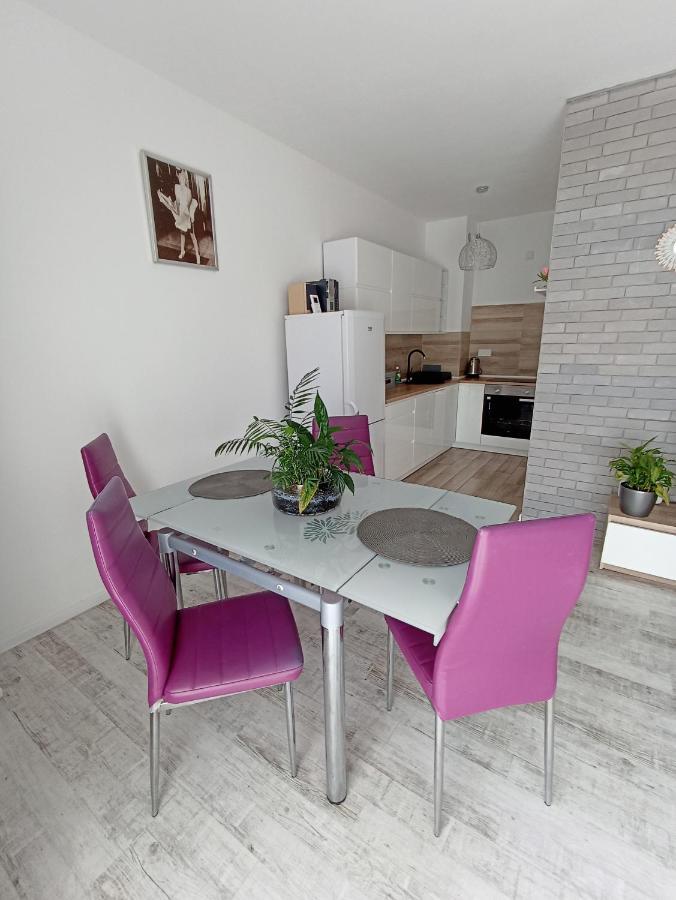 Apartmán Apartament Na Kruczej Lubiń Exteriér fotografie